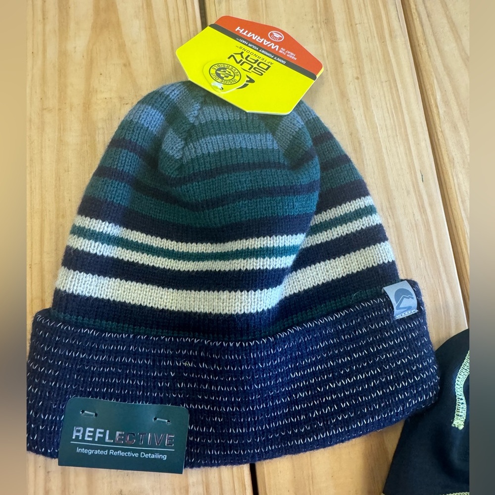 Men’s/Unisex Technical Winter Beanie Bundle
Sunday Afternoon & Outdoor Research - Picture 2 of 9